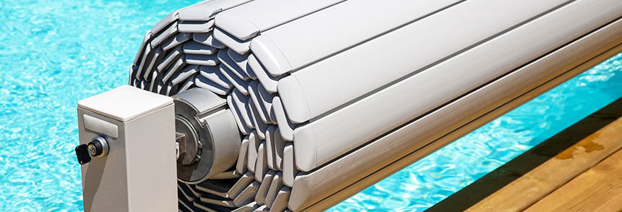Le bon modèle de rideau pour sa piscine